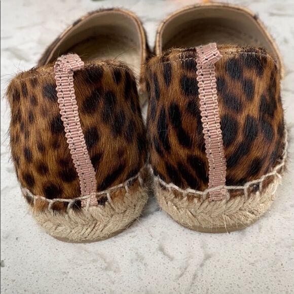 Boden Animal Print Gold Toe Espadrille Like New 6 - Picture 4 of 11
